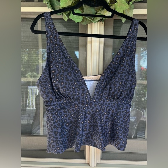 Kona Sol Other - Kona Sol Navy Leopard Print Swim Tankini Top Size XL Plunge V-Neck